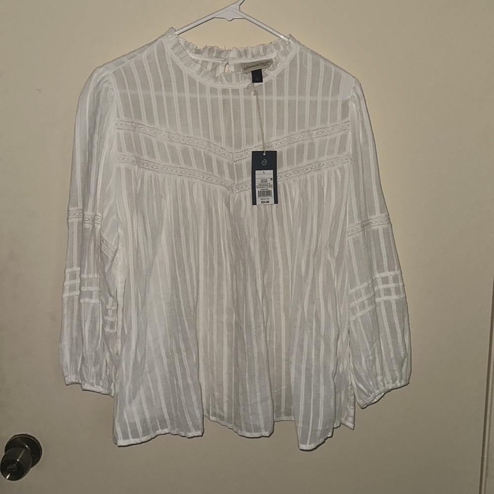 🤍 Universal Thread Top